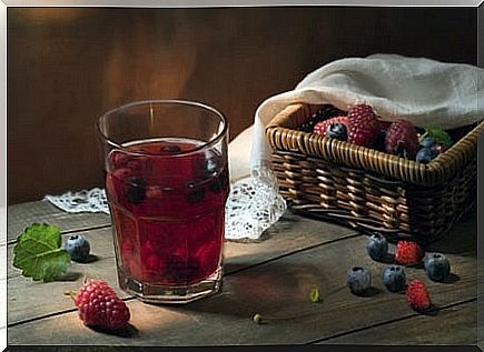 cranberry and grape juice for cystitis
