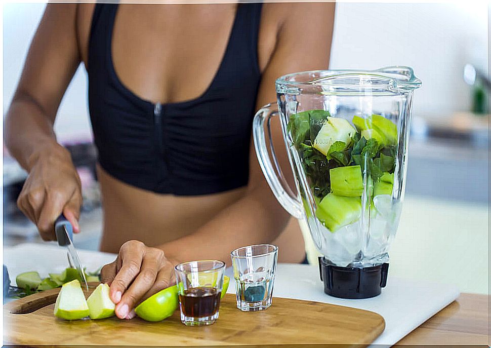 5 delicious smoothies that you can include in your detox diet