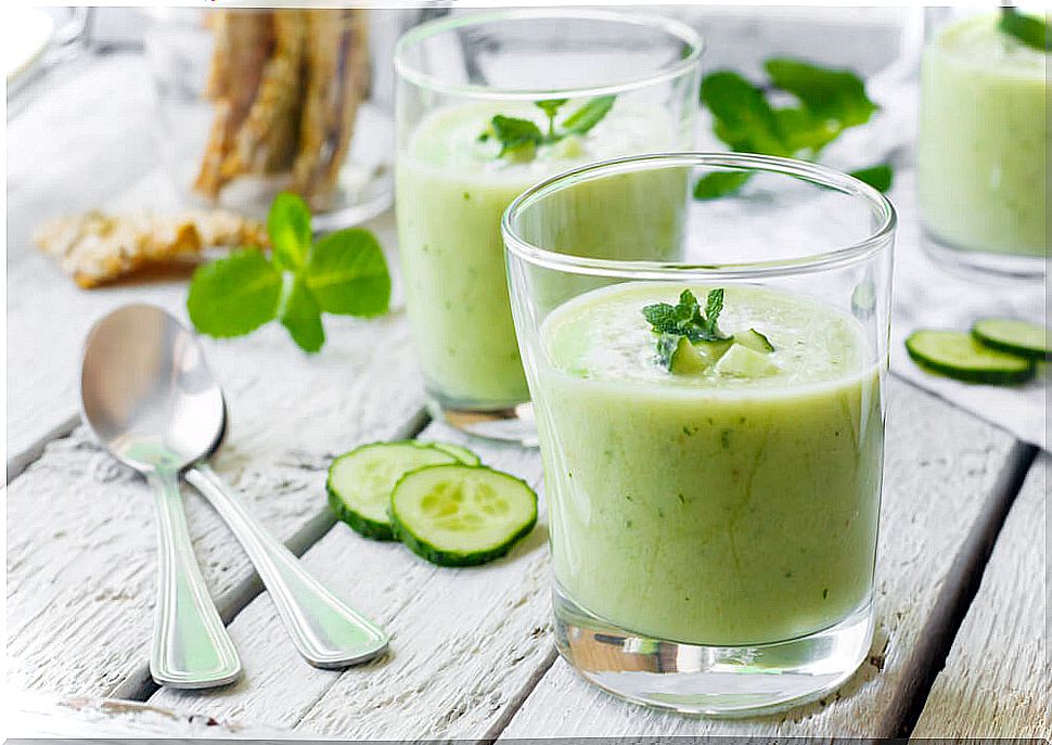 Fennel, cucumber and celery smoothie for your detox diet