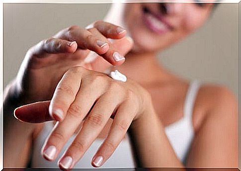 Creams to remove stains from hands